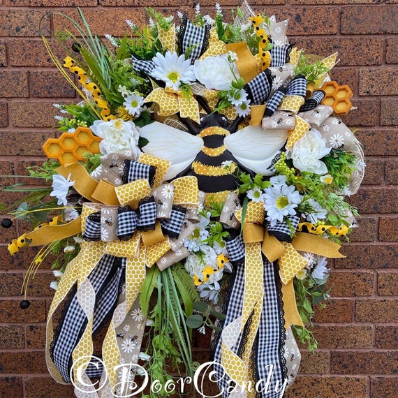 Spring Wreath - Wreath - Door Decor - Mesh Wreath - Premium Wreath