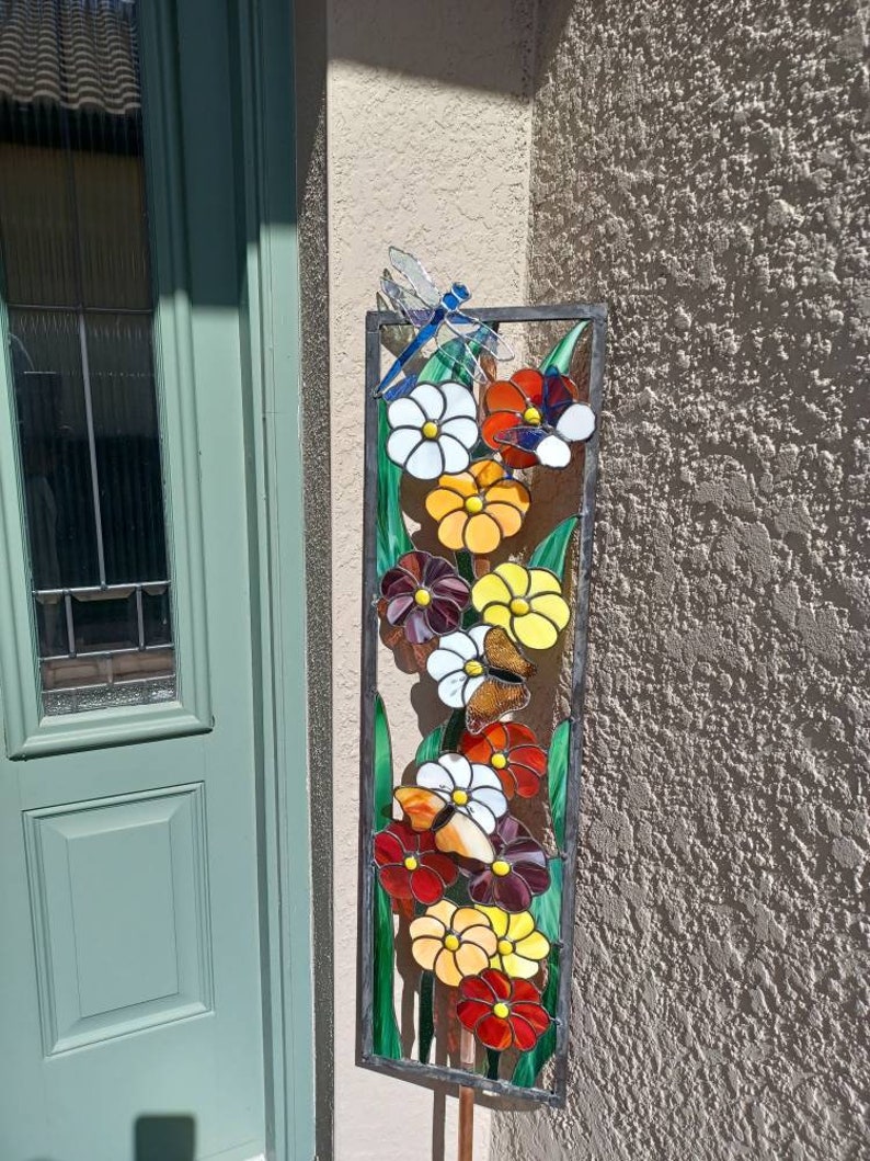 Stained Glass Garden Art / Daisy Flowers / Mother's Day Etsy