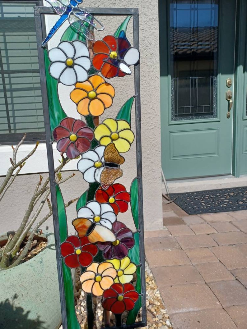 Stained Glass Garden Art / Daisy Flowers / Mother's Day Etsy