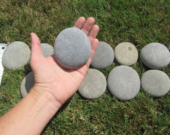 Flat beach rocks 10 rocks.  3 to 4 inches. 10 rock Lot of Round and Oval rocks for painting or other crafts