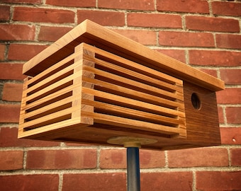 Midcentury Modern Cedar Birdhouse: Vermont Made Wurster Design