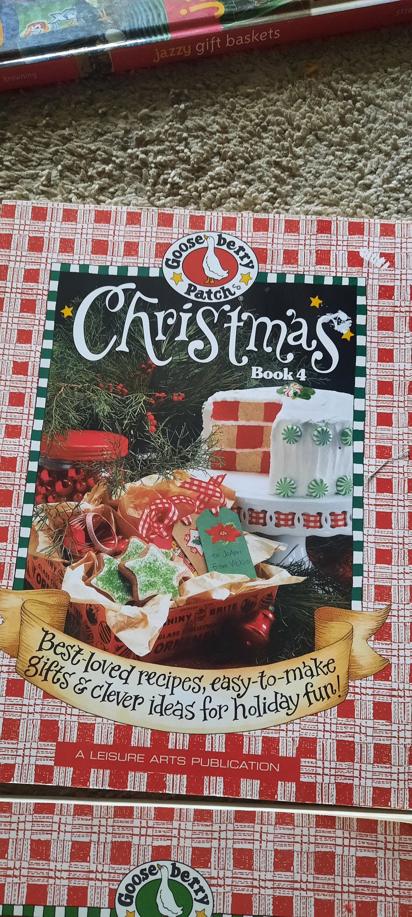 Craft Books Gooseberry Patch Christmas Books 4 6 Decorate Etsy Craft Books Gooseberry Patch Christmas Books 4 6 Decorate Etsy