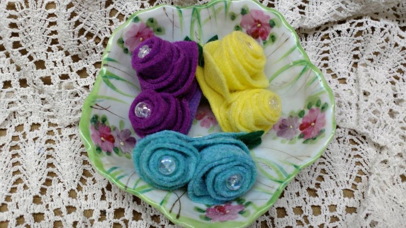 Ladies Gift Pink Yellow or Aqua Blue Spring Brooch Purple Ladies Gift Girls Gift Grandma Easter Gift! Easter Brooch Hostess Gift