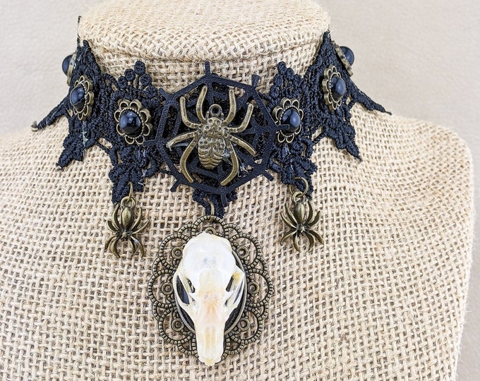 i31d (es) Bat skull Choker Goth jewelry Necklace  Taxidermy Oddities Curiosity Preserved Specimen Fashion Accessory Jewelry Halloween