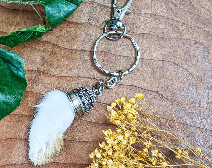 Rabbit Foot hook Key Chain NATURAL talisman Luck Lucky curiosities oddities talisman preserved specimen bunny curio taxidermy accessory