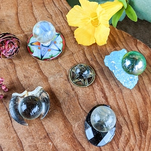 LOT of 5 Crystal Balls w/ Bases Dollhouse Miniature Various Scales Witchy Fortune Teller Decor Tiny Mystic Diorama Props Doll House gift