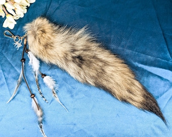 Coyote Tail Key Chain Talisman Purse tooth coyote Charms Taxidermy Oddities fashion collectible specimen animal fur accessory key ring chain