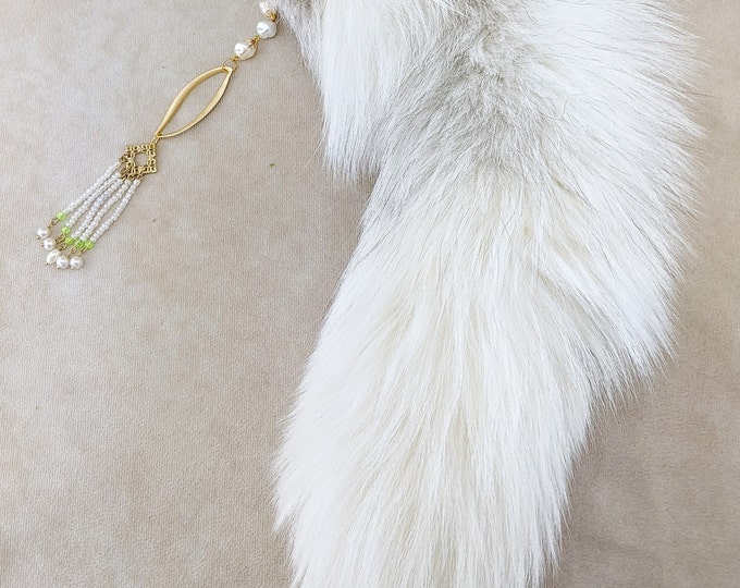 Fox Tail 16" BEAUTIFUL W/ pearl embellishments talisman purse bling gift fashion collectible specimen animal fur fox accessory key ring