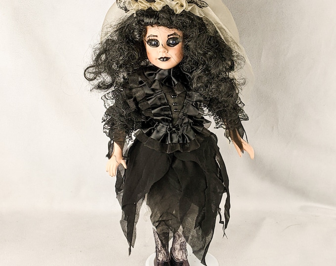 q60 Haunting Doll Collectible Series "Erie Elegance Raven" Oddities Macabre halloween horror gothic scary display collectible oddity goth