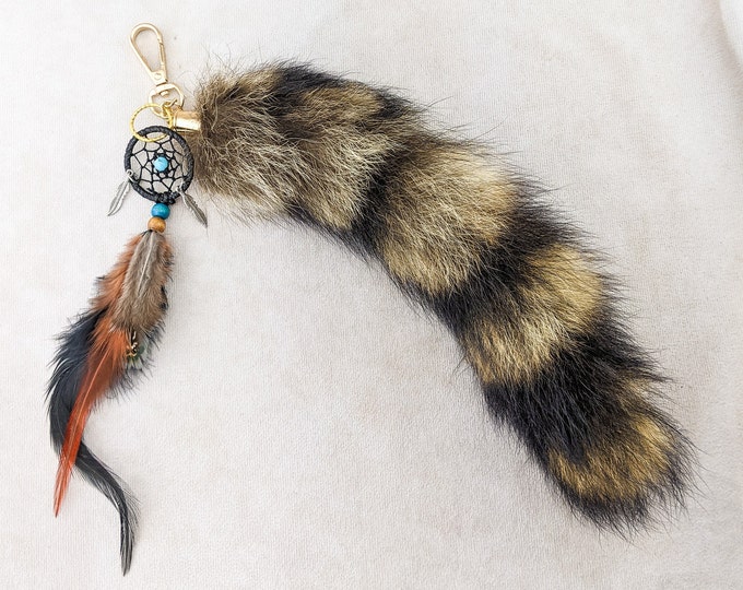 Raccoon Tail Key Chain Talisman Purse Charm dreamcatcher collectible keychain Taxidermy Oddities animal fur accessory fashion keyring