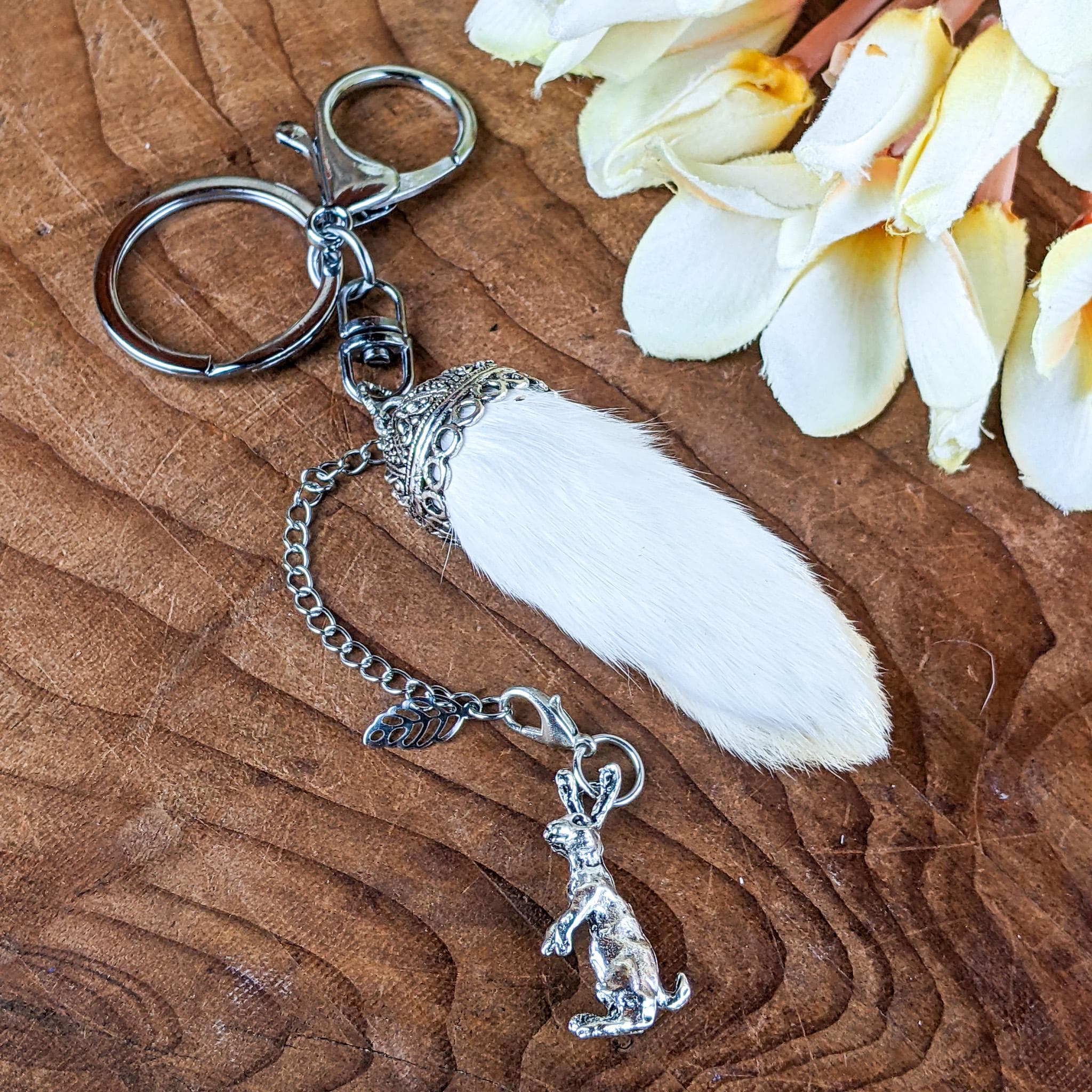 Rabbit Foot Left Hind Leg Hook Keychain NATURAL Taxidermy Good