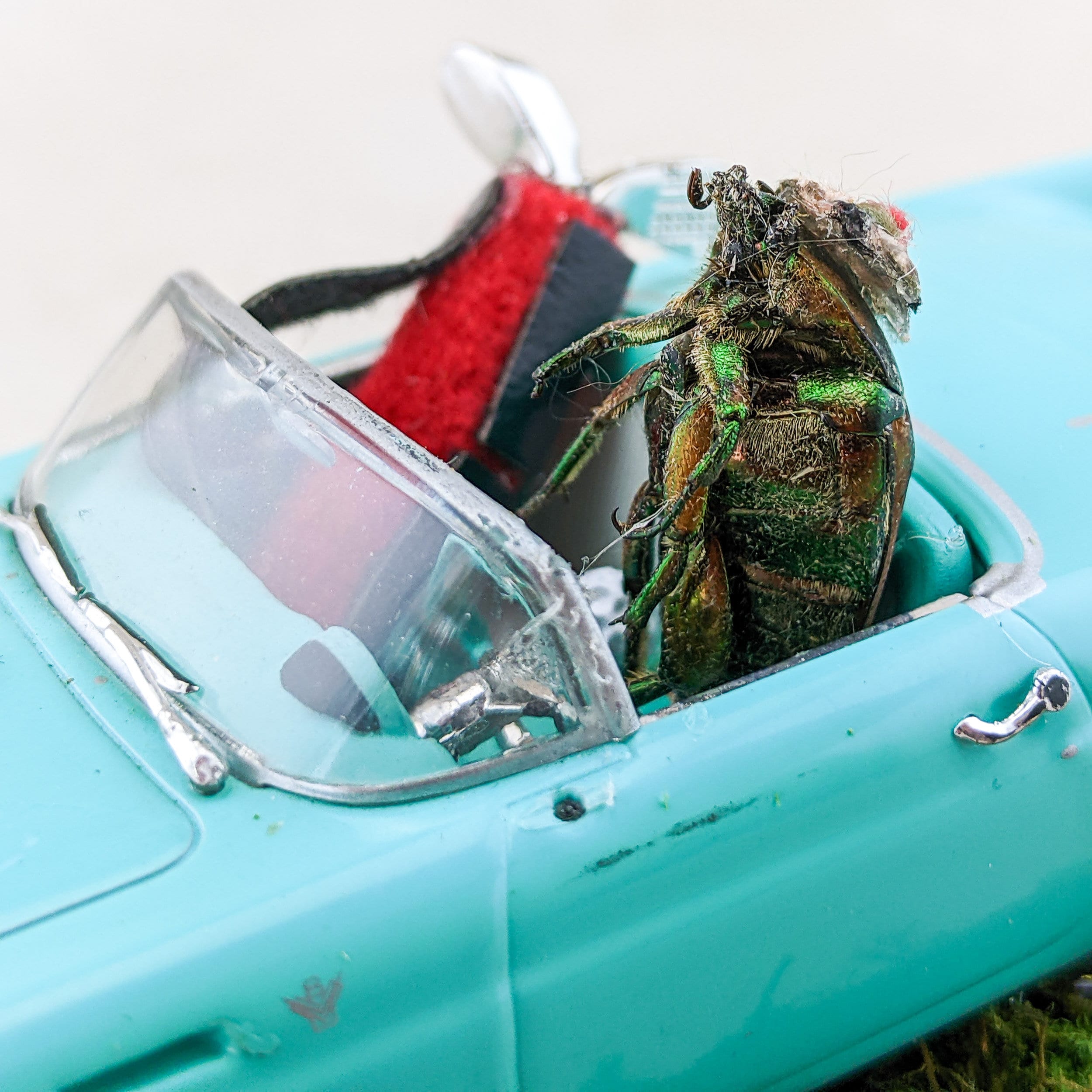 DeliciousTaylormade BeeAroundLil’BEEtle Amazon.com: Ebros Large Gold Leaf Resin Modern Chic Exotic