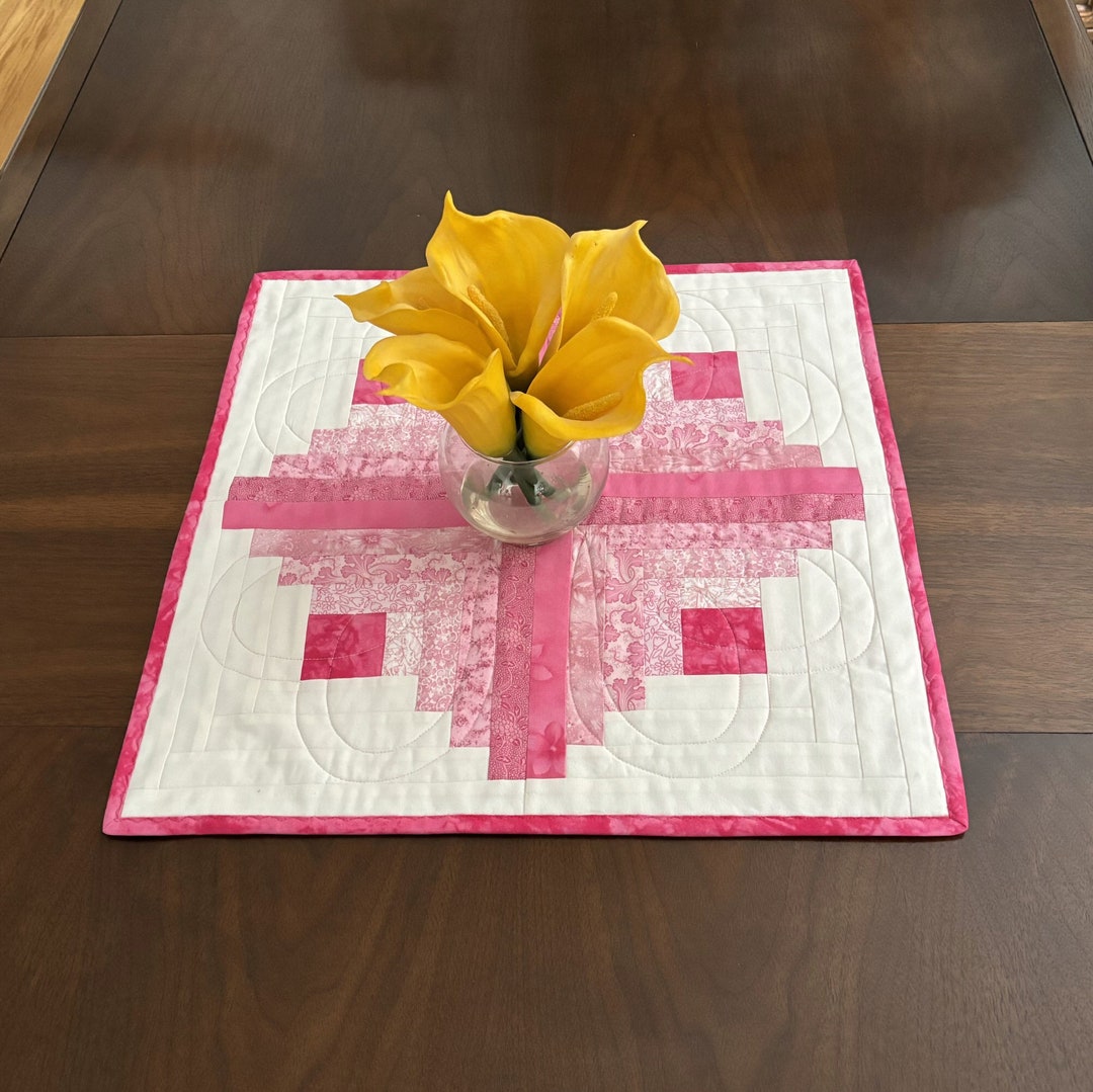 White and Pink Quilted Table Topper, Valentine Reversible Log Cabin ...