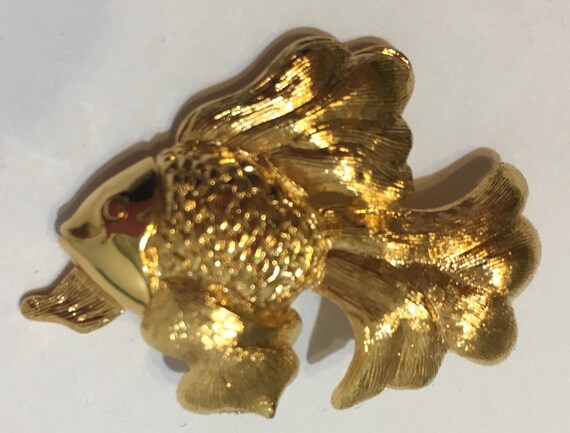 Vintage Napier Gold Tone Goldfish Pin Brooch