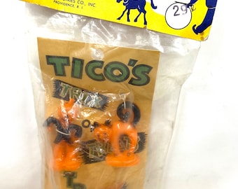 Tico’s Toys Halloween Plastic Novelty Toys