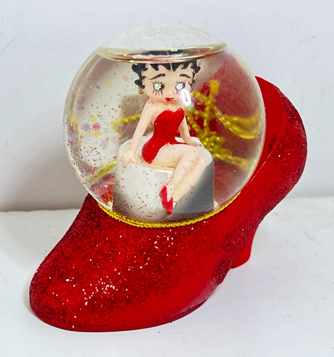 Vintage Betty Boop Mini Water Ball Sitting on a Red Shoe - Etsy
