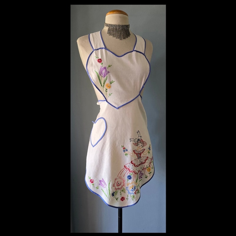 The Pinafore Apron - Pomegranate