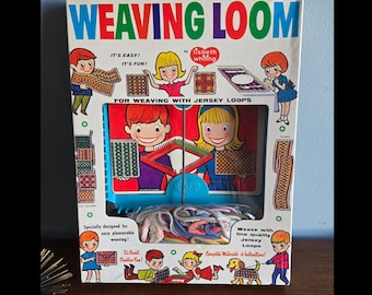 1967 Lisbeth Whiting weaving loom craft kit. New old stock.