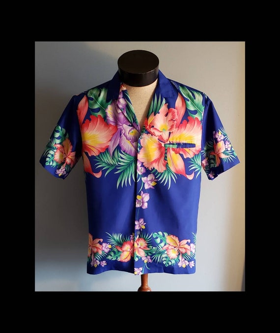 Striking orchid print mens vintage Hawaiian shirt. - image 1