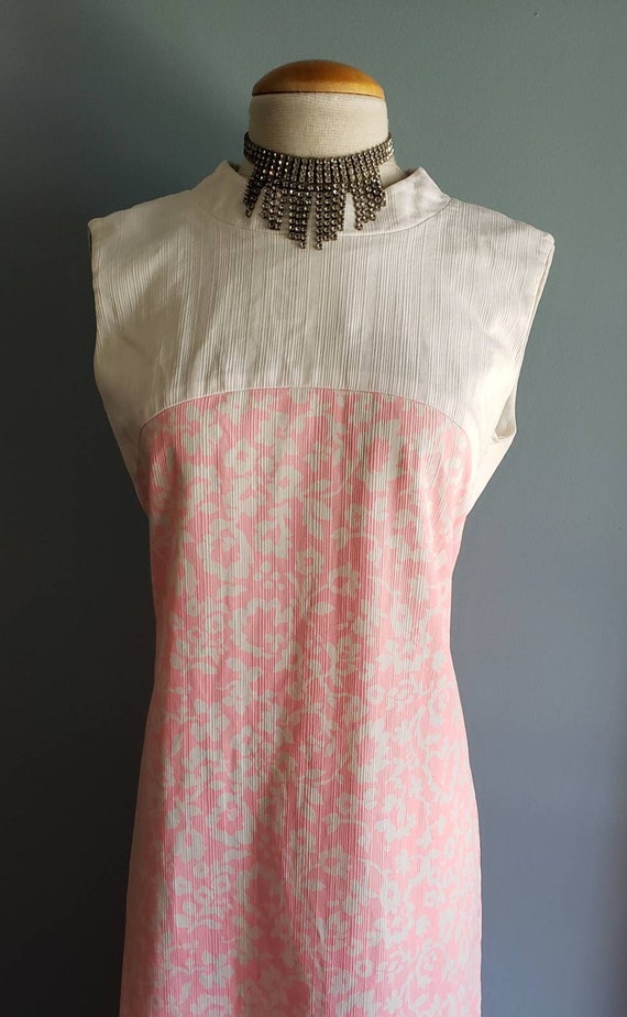 Vintage pink maxi dress by Polynesian Casuals. Haw