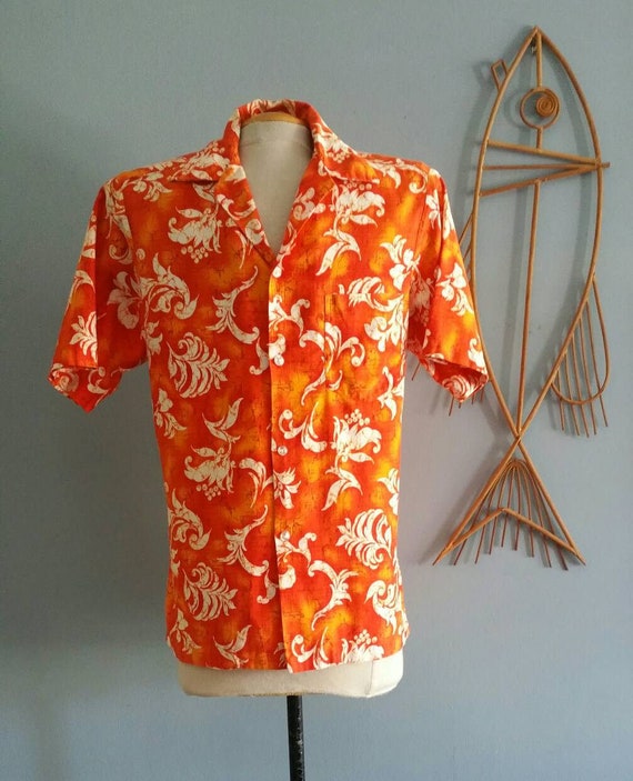 Mens vintage Pomare of Hawaii aloha shirt