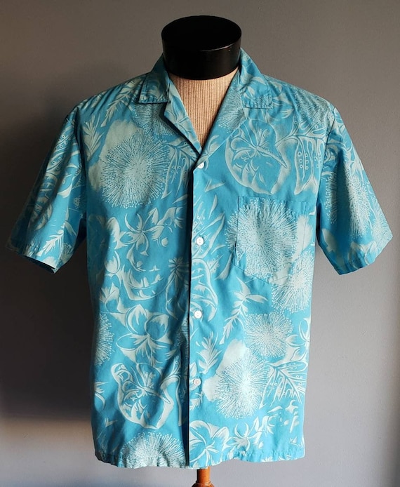 Cool vintage blue Hawaiian by Paradise style.