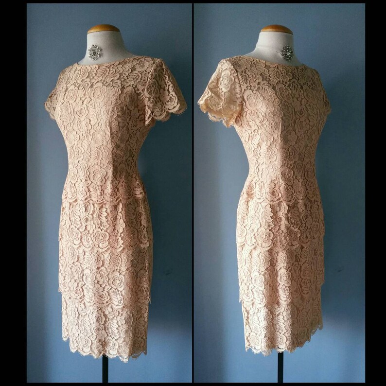 Vintage lace Lilli Diamond cocktail dress