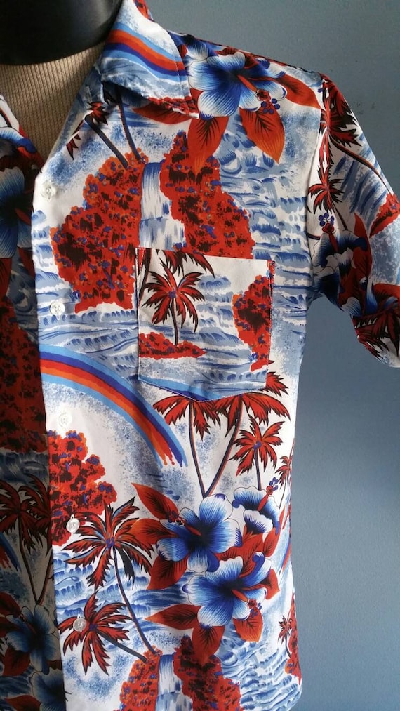 Vintage mens Hawaiian shirt by King Arthur vacati… - image 5
