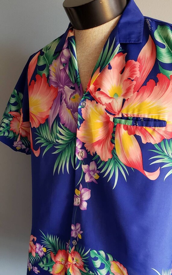 Striking orchid print mens vintage Hawaiian shirt. - image 7