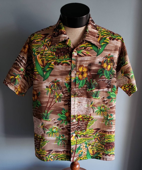 Mens large Hawaiian shirt by Waikiki 76.