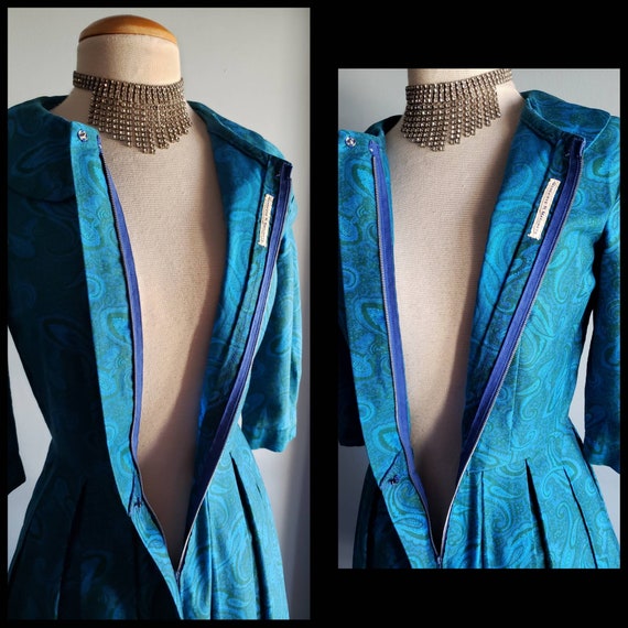1950s blue and green paisley fit and flair dress. - Gem