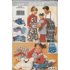 Butterick 4119 368 ファミリー向けクリスマスエプロンとホームアクセントパターン DIY ホリデーギフト 未カット
