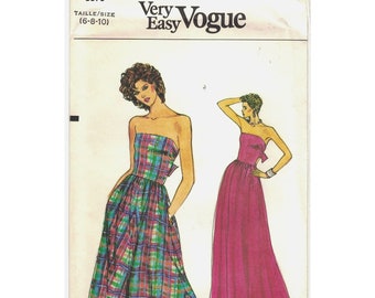Vintage Very Easy Vogue 8670 Strapless Dress Pattern Misses Size 6 8 10 Uncut 1980s