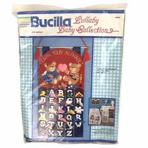 Vintage Bucilla 40362 Learn Your Alphabet Bears Nursery Wall Hanging Felt Kit