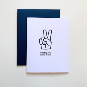 Minimalistische Frieden und Liebe Urlaub Buchdruck Karte