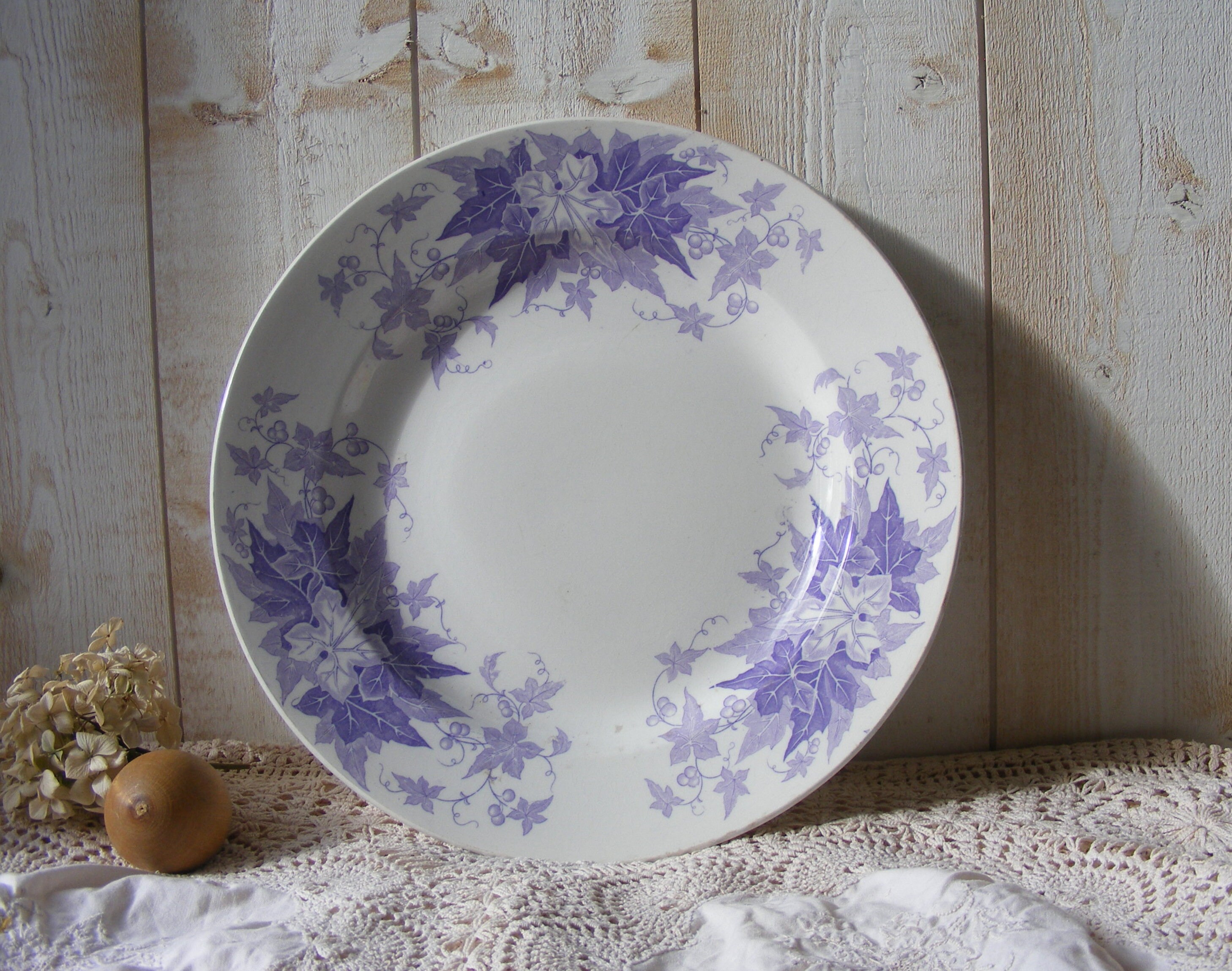 Français Lavande Ironstone Serving Dish, Lavender Transferware, Par Sarreguemines.