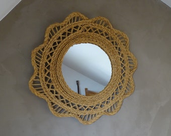 Great Original 1960s Vintage Large Rattan Wall Mirror/Boho Mirror./Vintage Flower Mirror.