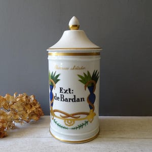 Vintage French Limoges Porcelain Extrait de Bardan  Pharmacy Jar,Pot,from the French House Métadier and Goumot Labesse Porcelain.