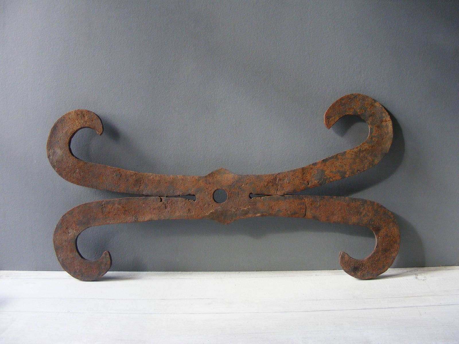 Ancien Français Grand Fer Forgé Maison Croix Murale, Antique Cross.1800S.