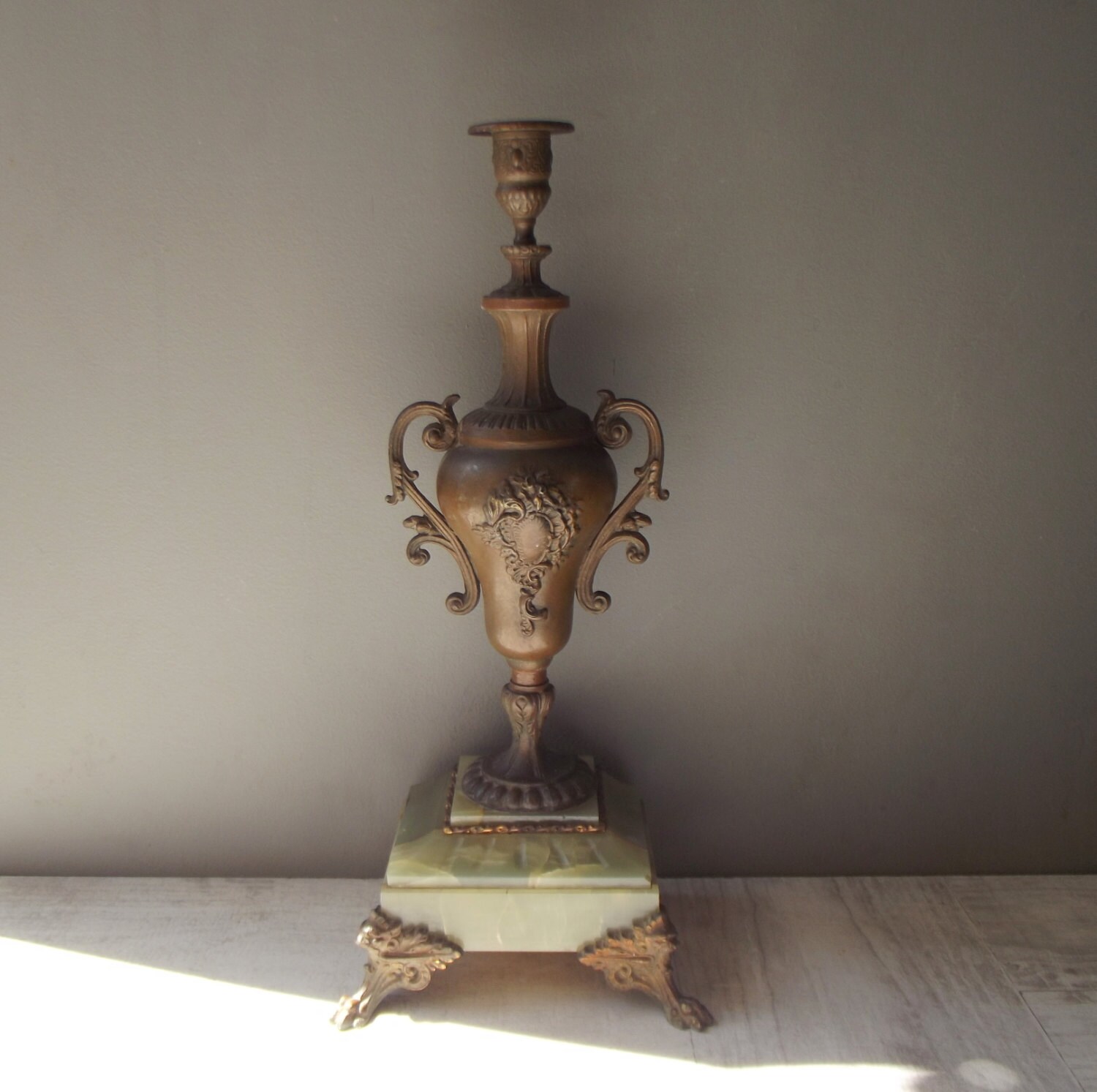 Ancien Français Des Années 1800 Candélabres. L'onyx et Spelter.large Candélabre.