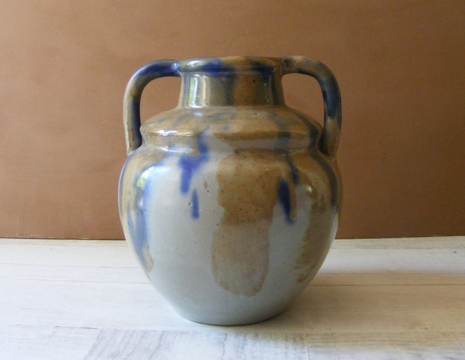 Art Déco Émaillée Vase en Céramique Signé, Région de Puisaye.circa 1930.