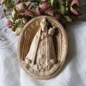 Little Antique French Meerschaum Reliquary, Holy Virgin Mary and Child Jesus.