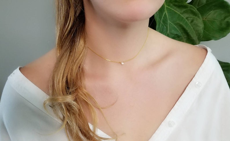 Everyday Dainty Necklace Dainty Gold Pearl Necklace Layering Gold Choker Freshwater Champagne Pearl Pendant Gold Chain Bridesmaid Gifts