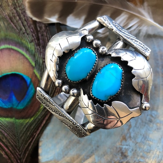 Spectacular Vintage Navajo turquoise and sterling cuff