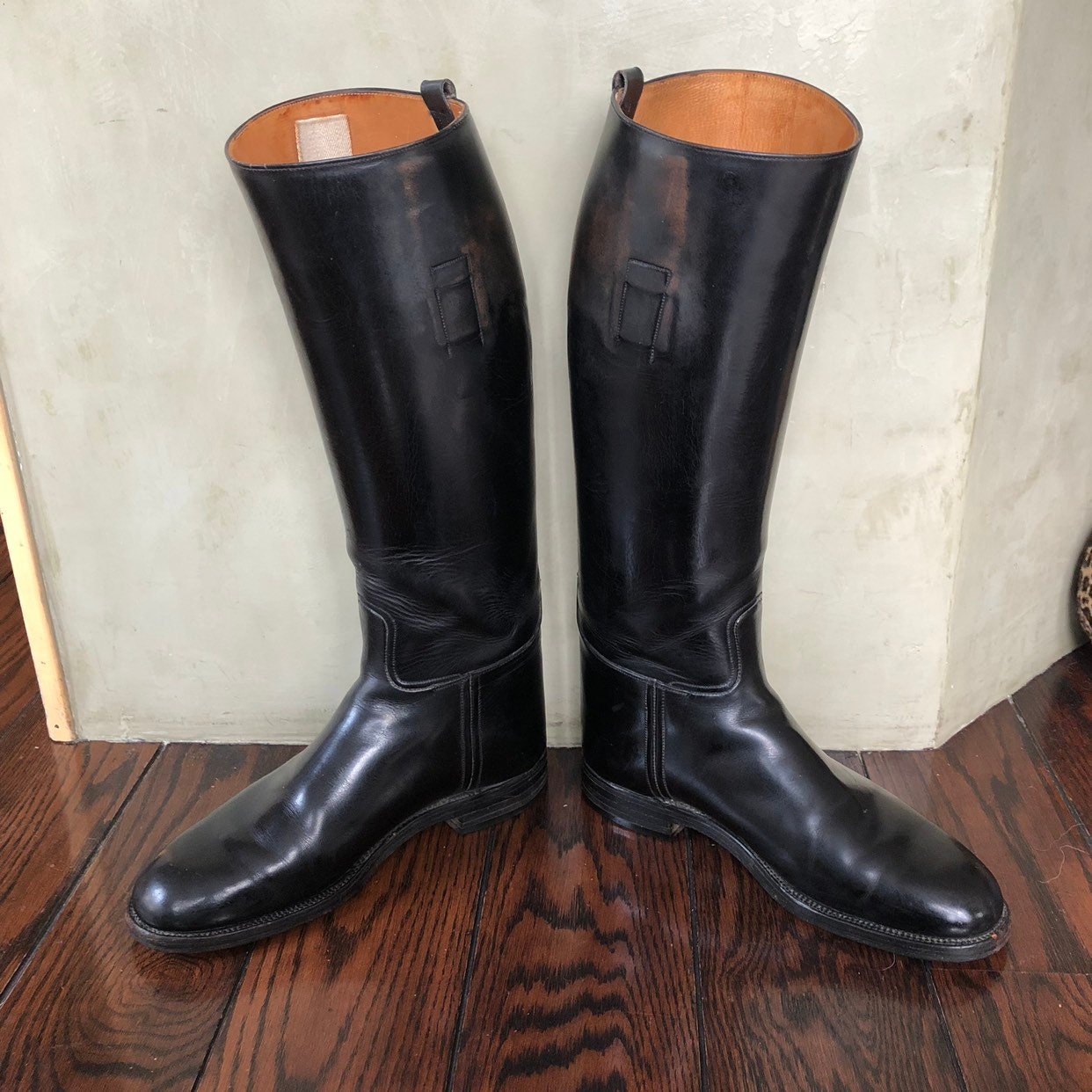 RESERVED 4CORKY Vintage Bespoke Mens English riding boots with wooden