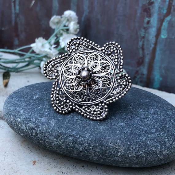 Large sterling filigree flower ring size 7.75