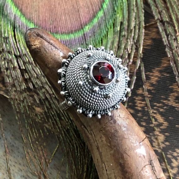 Lovely vintage tribal ring with garnet size 5.75