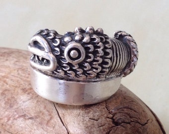Vintage Sterling silver dragon ring size 6-6.5