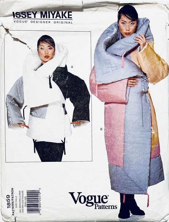 Issey miyake coat discount