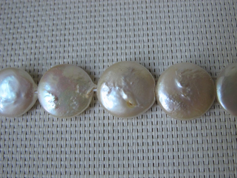 17-18mm Creamy White Coin Fresh Water Pearl PL93